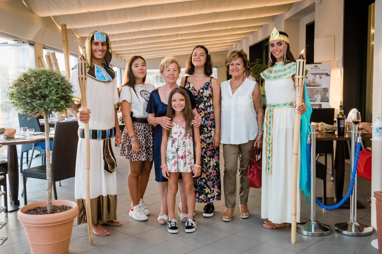 Hotel Giulia Λίντο ντι Καμαϊόρε Εξωτερικό φωτογραφία
