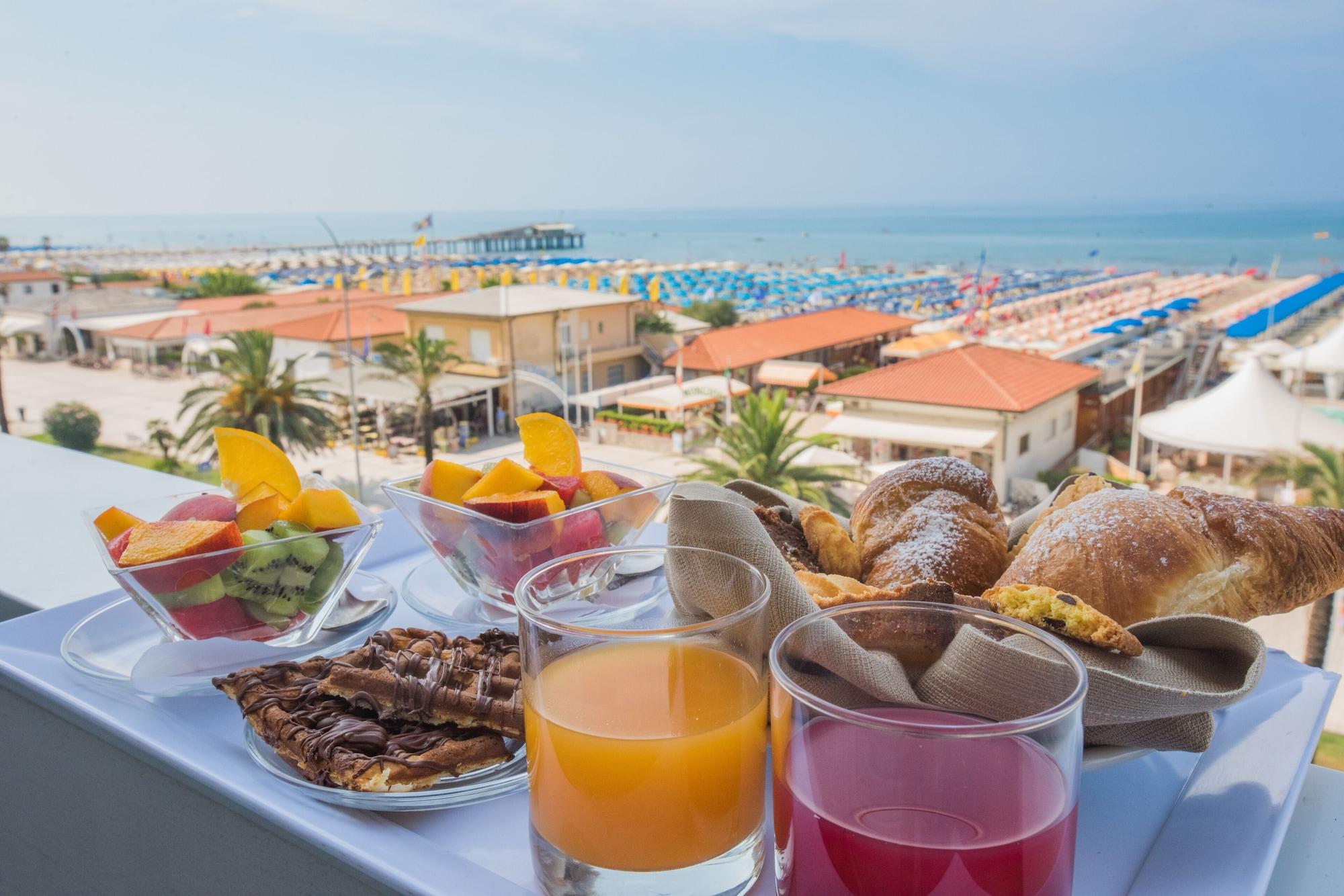 Hotel Giulia Λίντο ντι Καμαϊόρε Εξωτερικό φωτογραφία