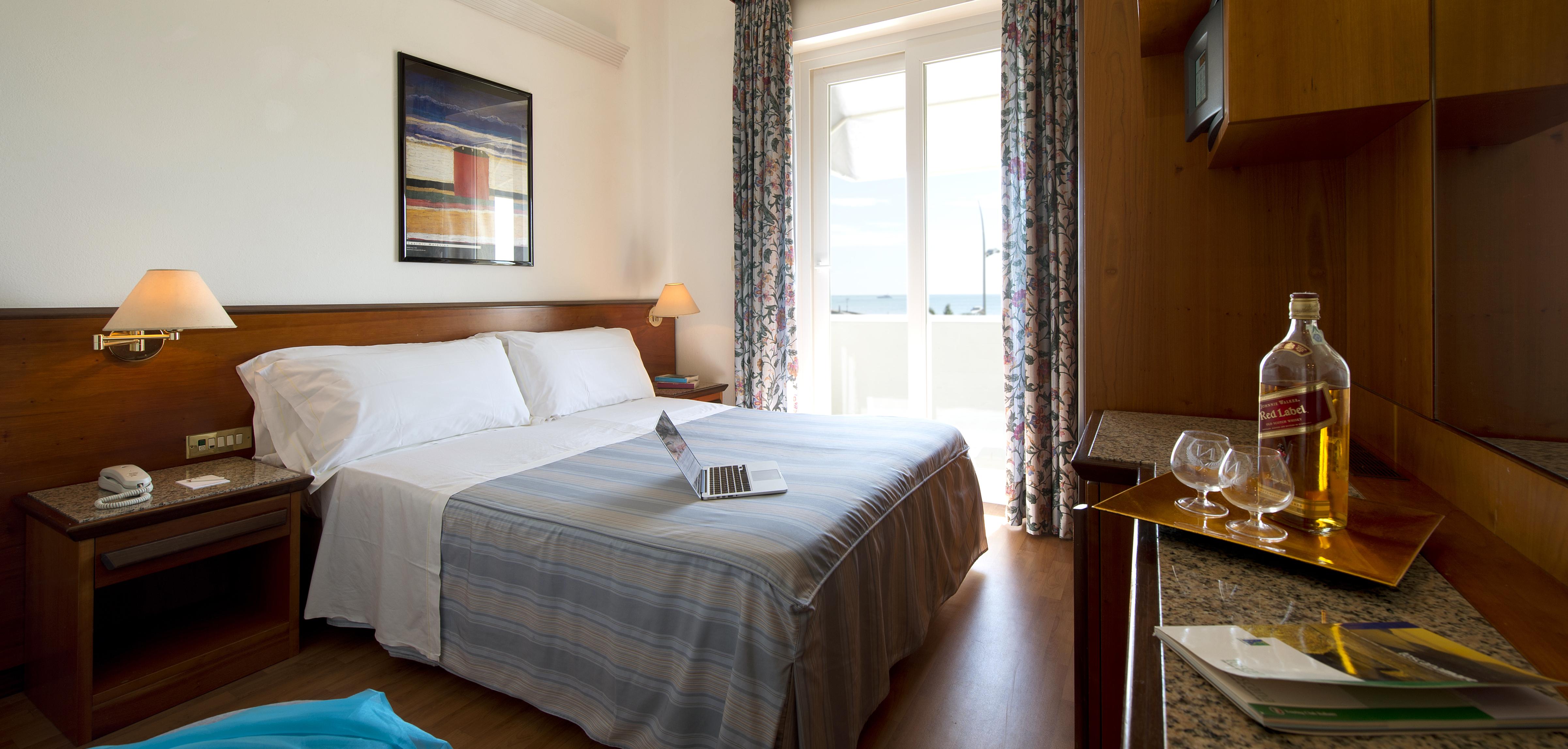 Hotel Giulia Λίντο ντι Καμαϊόρε Εξωτερικό φωτογραφία