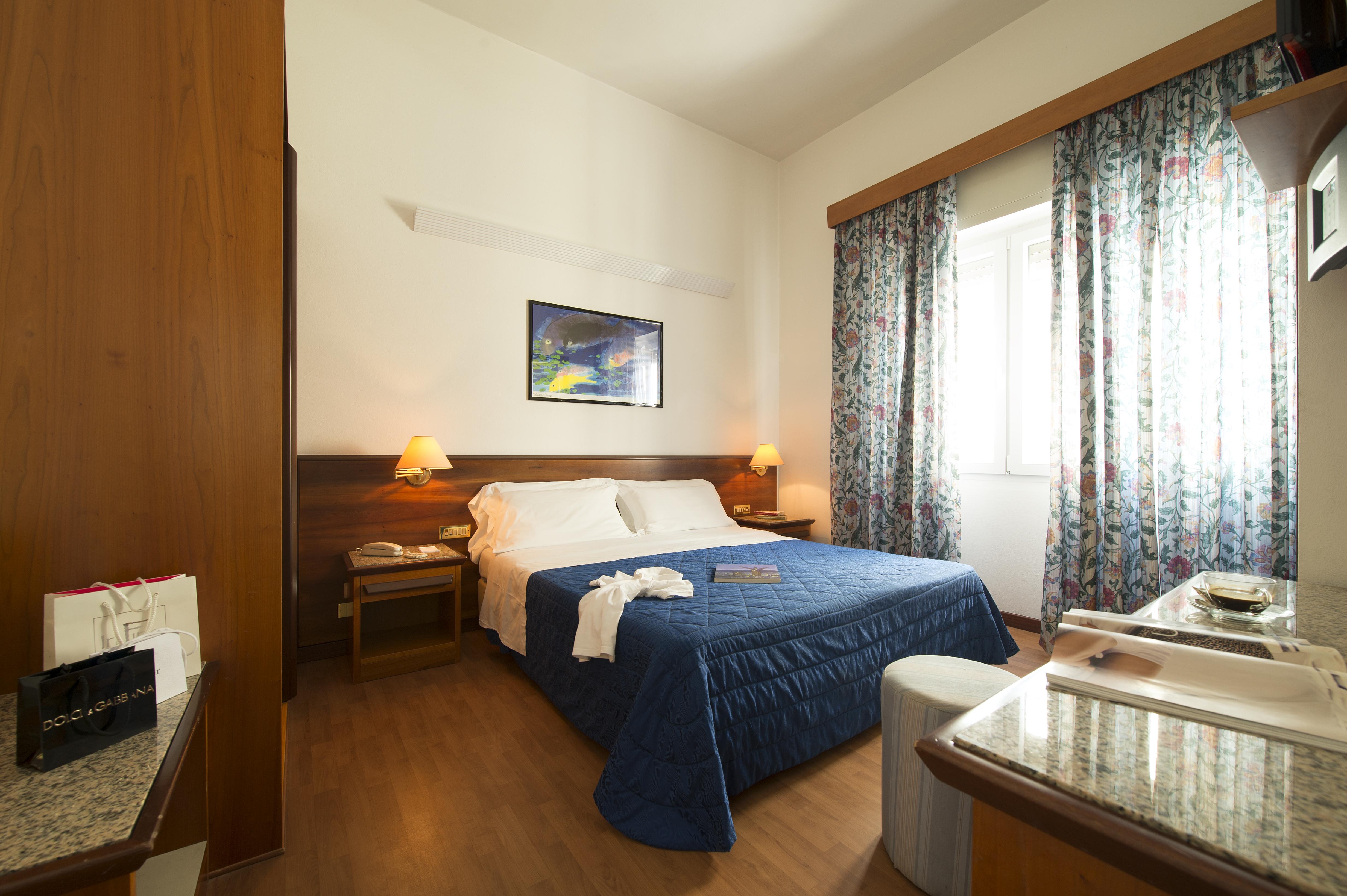 Hotel Giulia Λίντο ντι Καμαϊόρε Εξωτερικό φωτογραφία