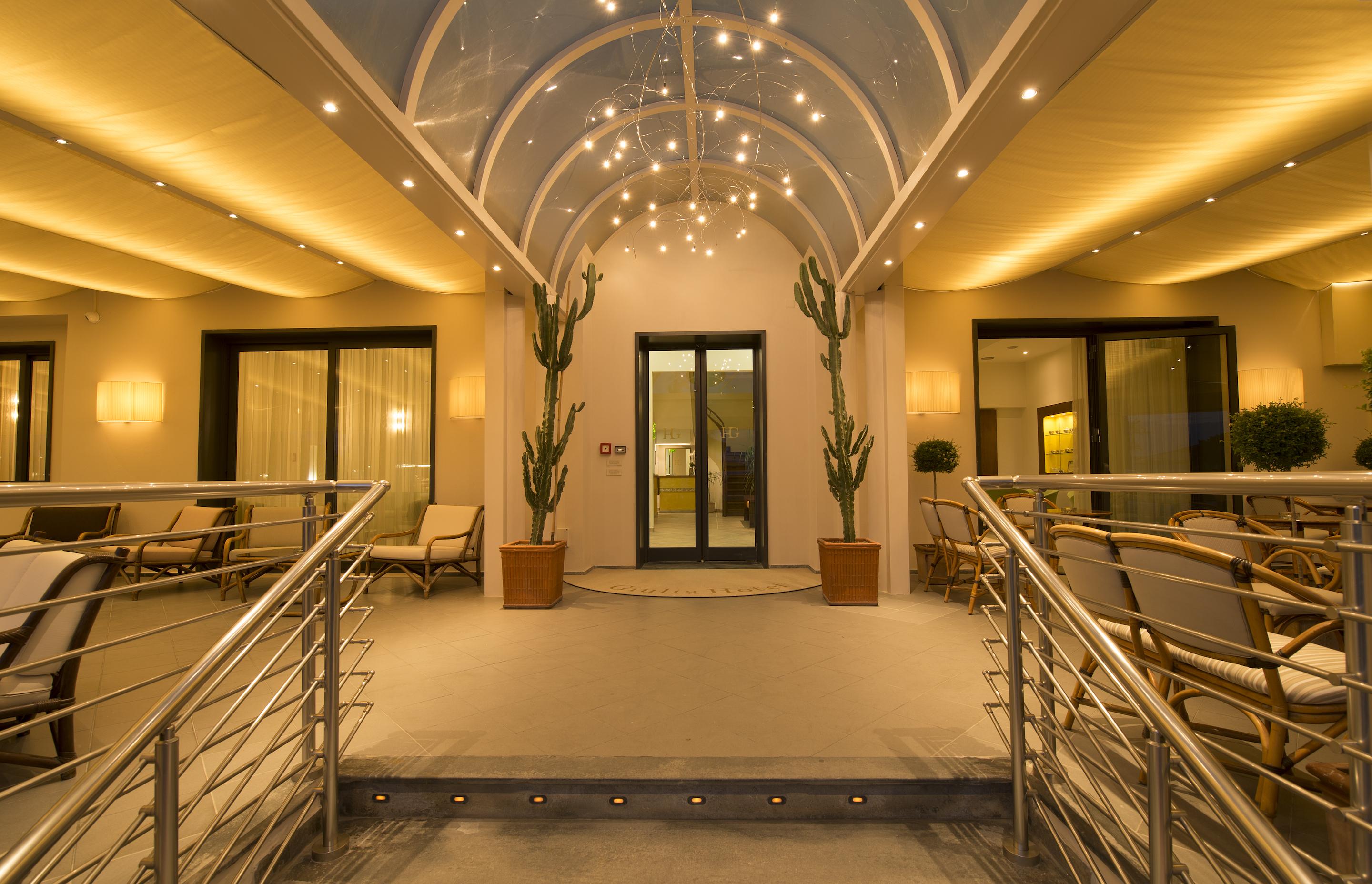 Hotel Giulia Λίντο ντι Καμαϊόρε Εξωτερικό φωτογραφία